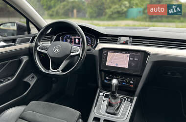 Універсал Volkswagen Passat 2020 в Луцьку