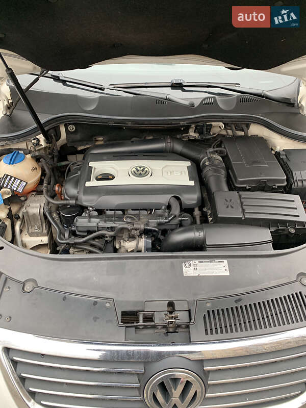 Седан Volkswagen Passat 2010 в Кривому Розі