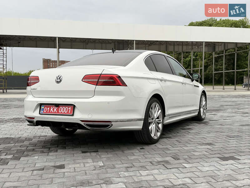 Седан Volkswagen Passat 2017 в Каменец-Подольском