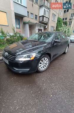 Седан Volkswagen Passat 2011 в Доброполье