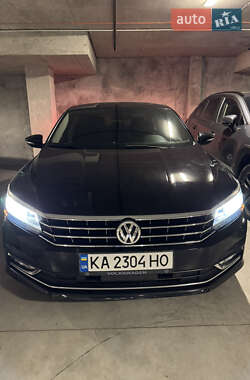 Седан Volkswagen Passat 2017 в Умані