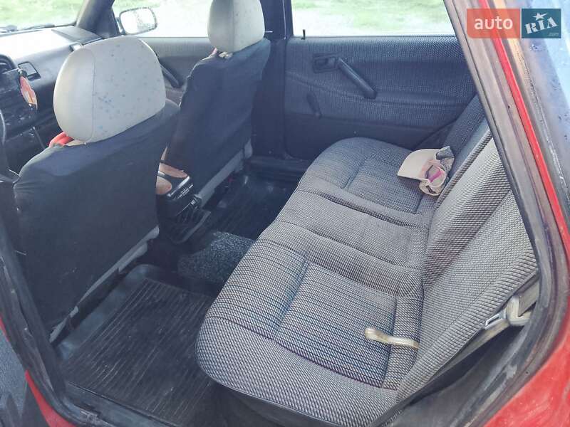 Седан Volkswagen Passat 1992 в Рівному