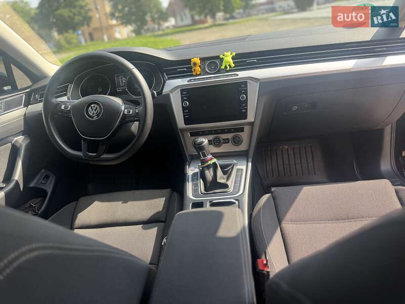 Универсал Volkswagen Passat 2017 в Снятине