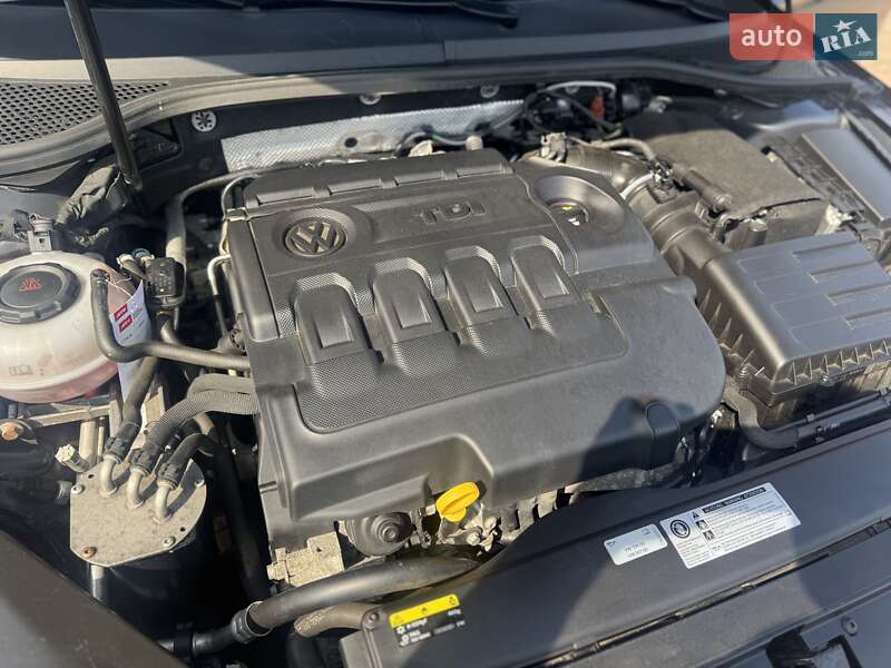 Универсал Volkswagen Passat 2017 в Снятине