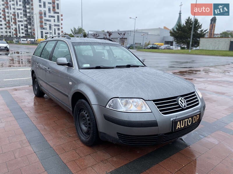 Универсал Volkswagen Passat 2002 в 