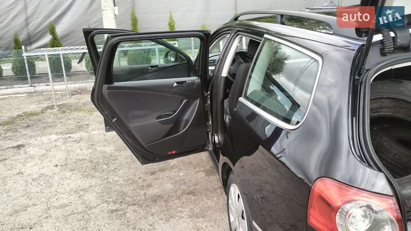 Універсал Volkswagen Passat 2008 в Тисмениці