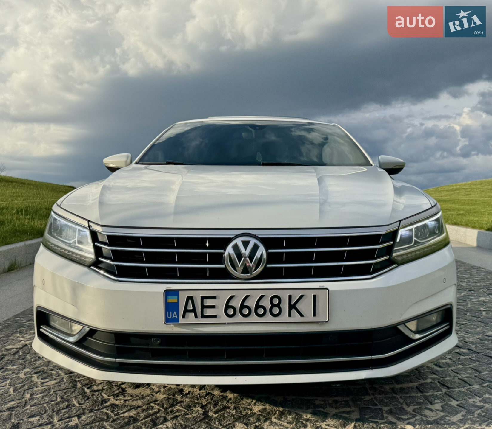 2016 Volkswagen Passat - фото 1