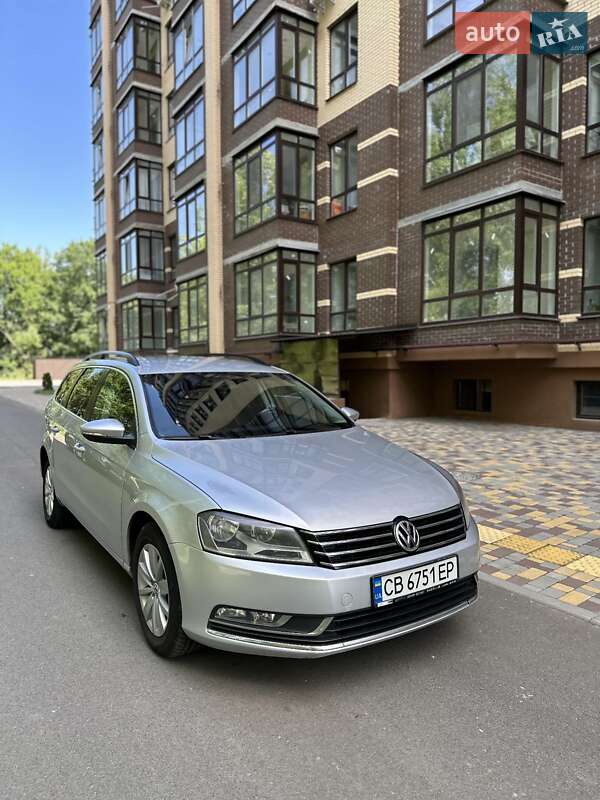 Volkswagen Passat 2011