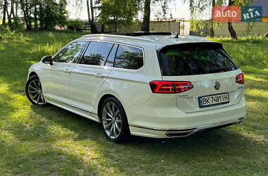 Універсал Volkswagen Passat 2015 в 