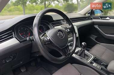 Универсал Volkswagen Passat 2015 в 