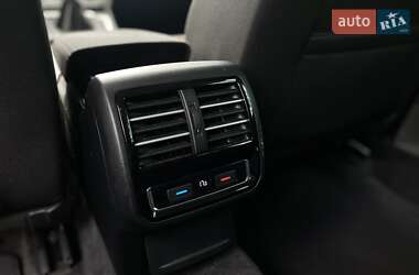 Универсал Volkswagen Passat 2015 в 