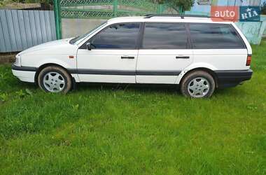 Універсал Volkswagen Passat 1988 в 