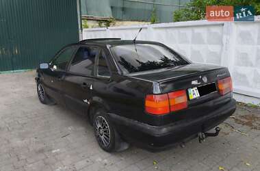 Седан Volkswagen Passat 1994 в Надворной