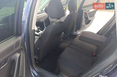 Универсал Volkswagen Passat 2012 в 