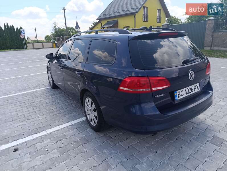 Універсал Volkswagen Passat 2012 в Львові