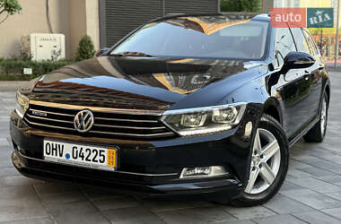 Універсал Volkswagen Passat 2017 в Києві