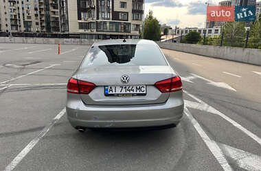 Седан Volkswagen Passat 2012 в 