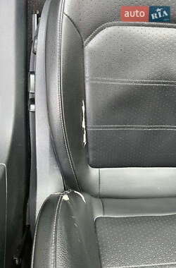 Седан Volkswagen Passat 2012 в 