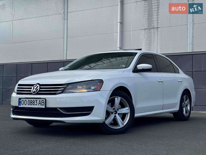 Седан Volkswagen Passat 2012 в Одессе