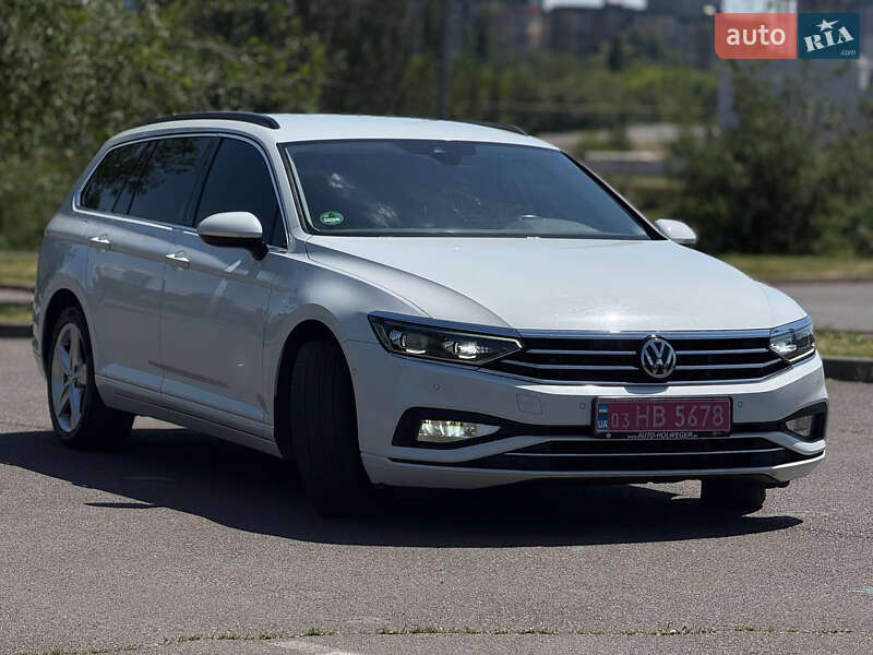 Универсал Volkswagen Passat 2020 в Кривом Роге