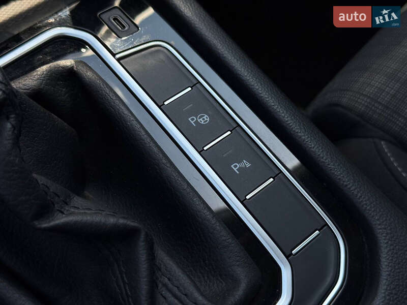 Универсал Volkswagen Passat 2020 в Кривом Роге