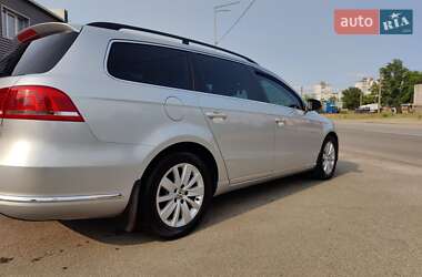 Універсал Volkswagen Passat 2014 в 