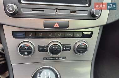Універсал Volkswagen Passat 2014 в 