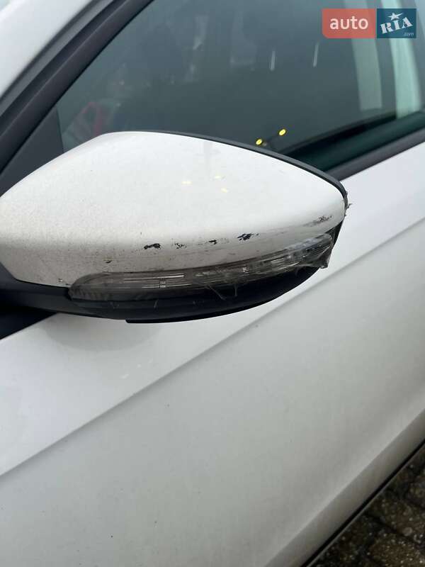 Универсал Volkswagen Passat 2012 в Стрые