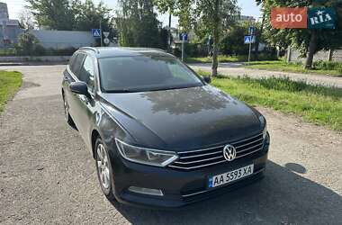 Універсал Volkswagen Passat 2015 в Києві
