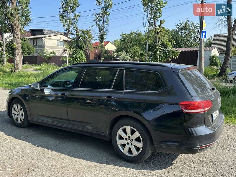 Универсал Volkswagen Passat 2015 в Киеве