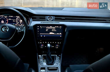 Универсал Volkswagen Passat 2018 в 