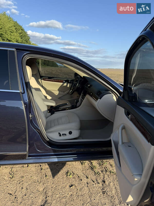 Седан Volkswagen Passat 2013 в Каменец-Подольском