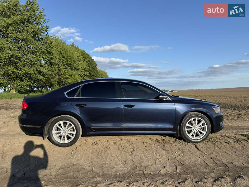 Седан Volkswagen Passat 2013 в Каменец-Подольском