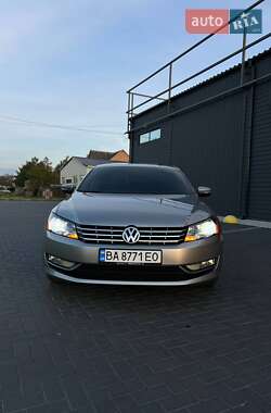 Седан Volkswagen Passat 2013 в 