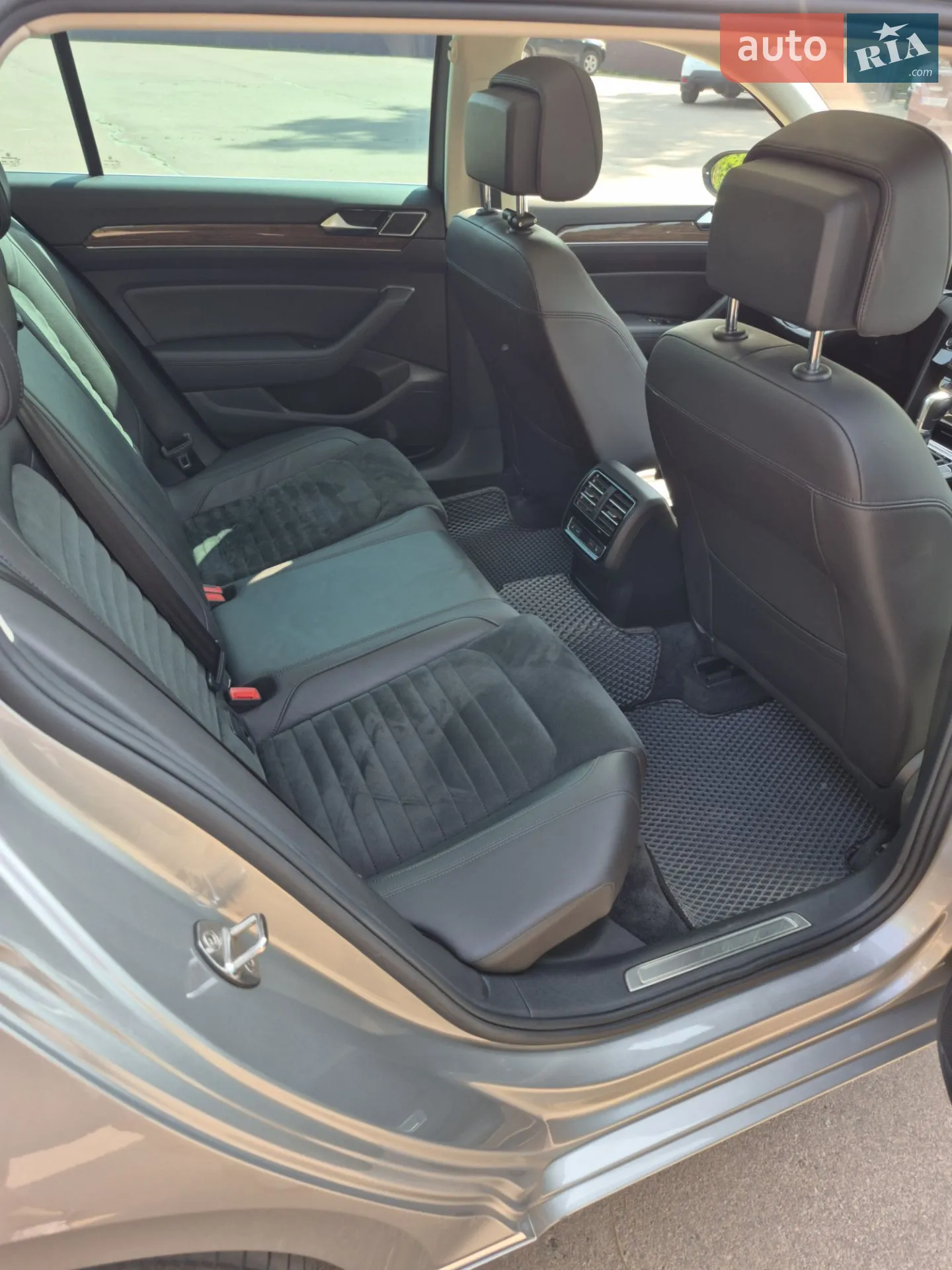 2016 Volkswagen Passat - мініатюра 15
