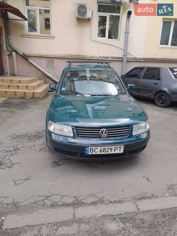 Универсал Volkswagen Passat 2000 в Львове