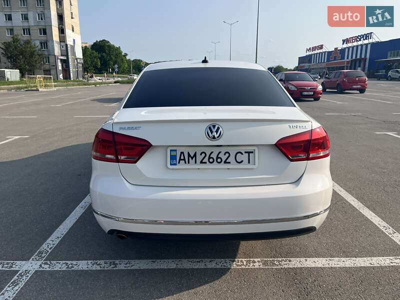 Седан Volkswagen Passat 2013 в Кропивницькому