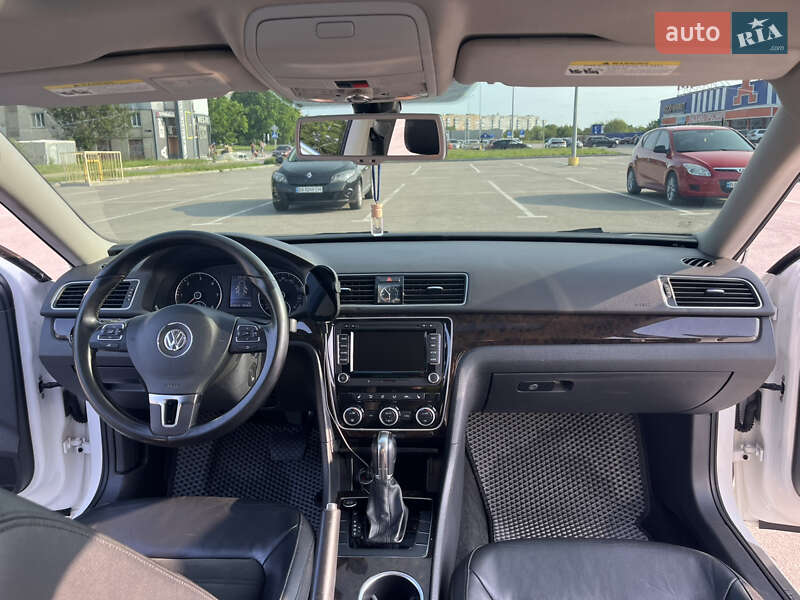 Седан Volkswagen Passat 2013 в Кропивницькому