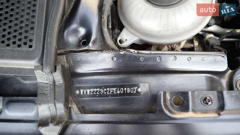 Универсал Volkswagen Passat 2015 в Вараше