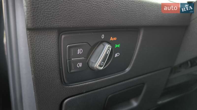 Универсал Volkswagen Passat 2015 в Вараше