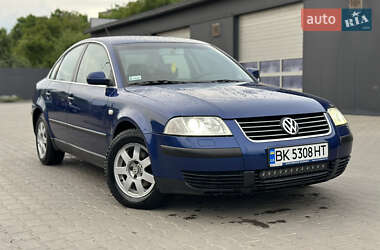 Седан Volkswagen Passat 2000 в Шептицькому