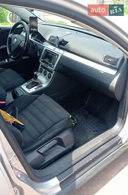 Универсал Volkswagen Passat 2009 в 