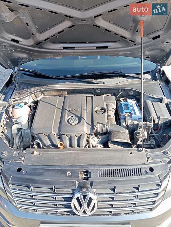 Седан Volkswagen Passat 2012 в Немирове