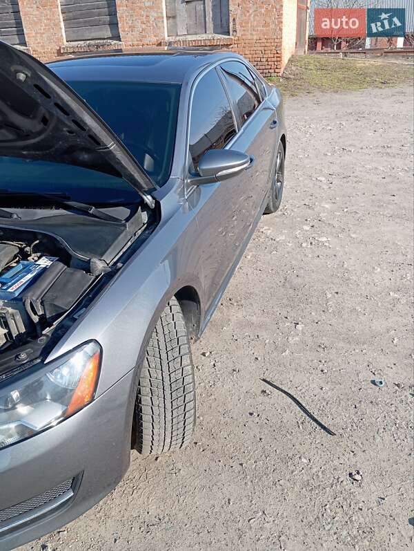 Седан Volkswagen Passat 2012 в Немирове