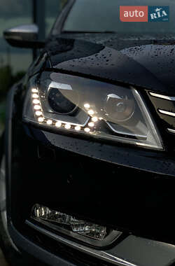 Универсал Volkswagen Passat 2012 в 