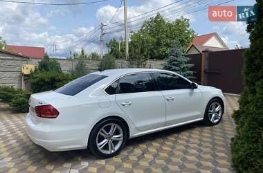 Седан Volkswagen Passat 2014 в 