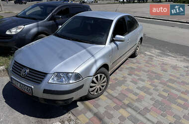Седан Volkswagen Passat 2003 в Черкасах