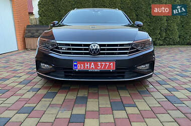 Универсал Volkswagen Passat 2021 в 