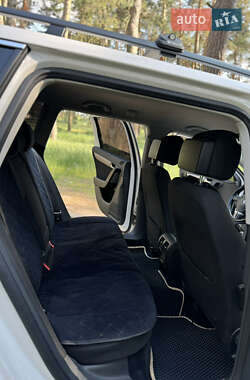 Універсал Volkswagen Passat 2013 в 