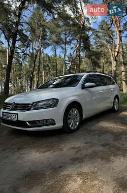 Універсал Volkswagen Passat 2013 в 